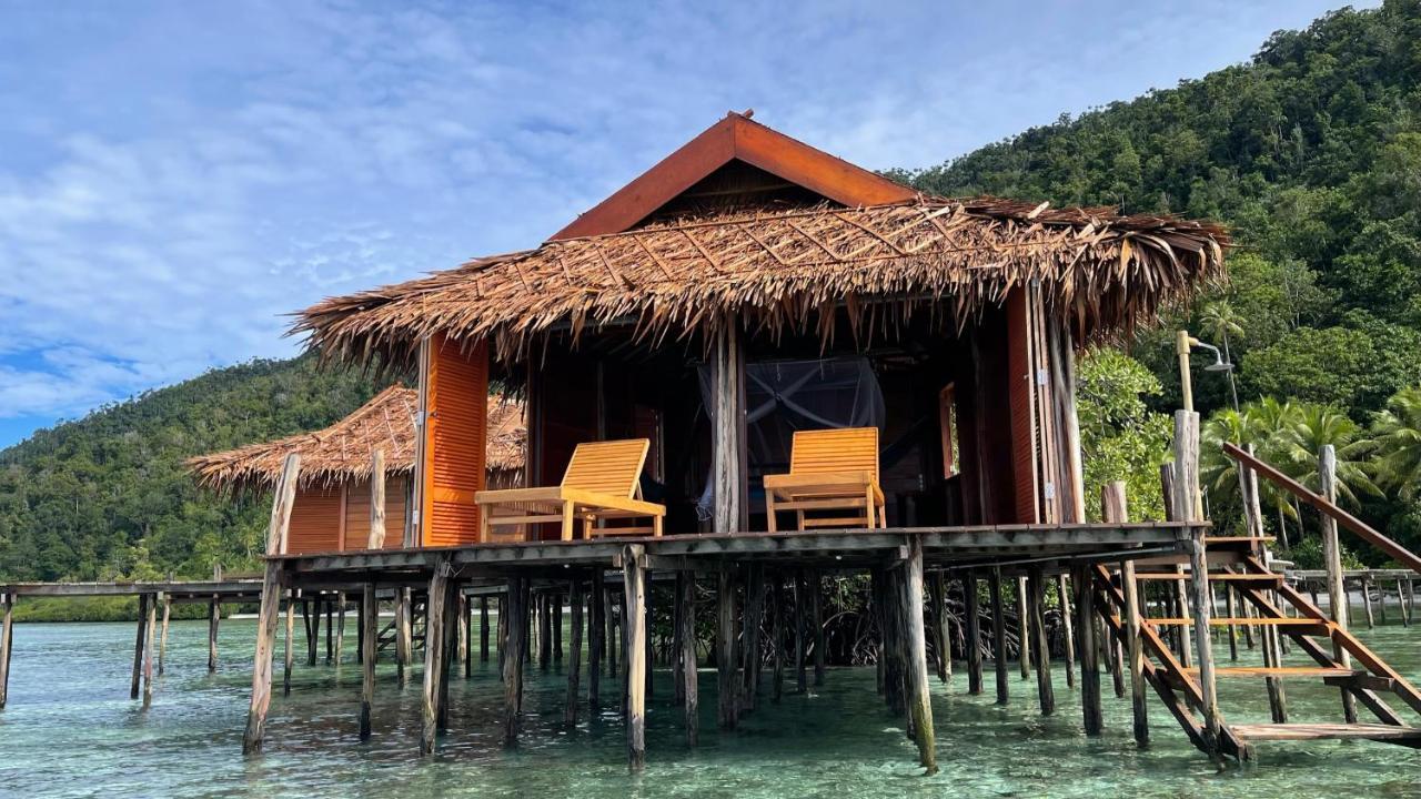 Nyande Raja Ampat Hotell Pulau Mansuar Exteriör bild