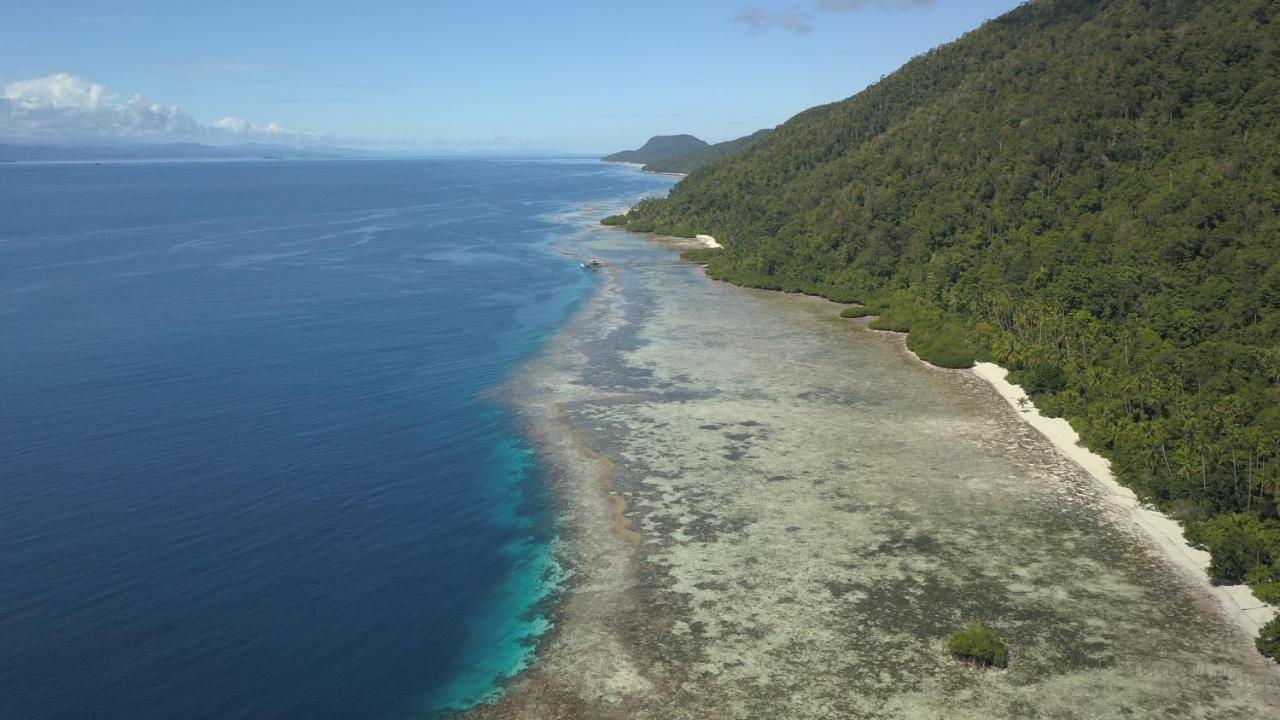 Nyande Raja Ampat Hotell Pulau Mansuar Exteriör bild