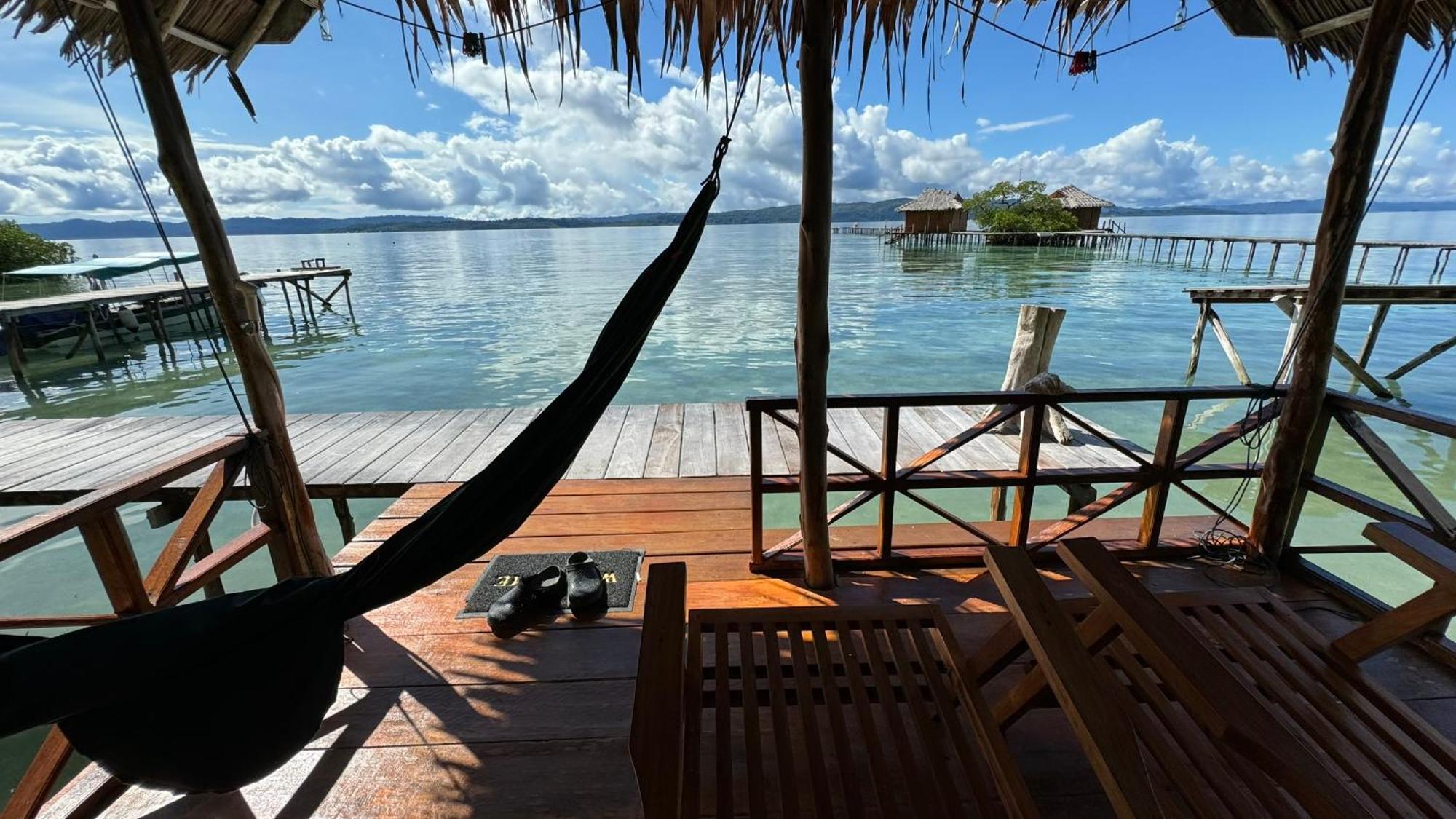 Nyande Raja Ampat Hotell Pulau Mansuar Exteriör bild