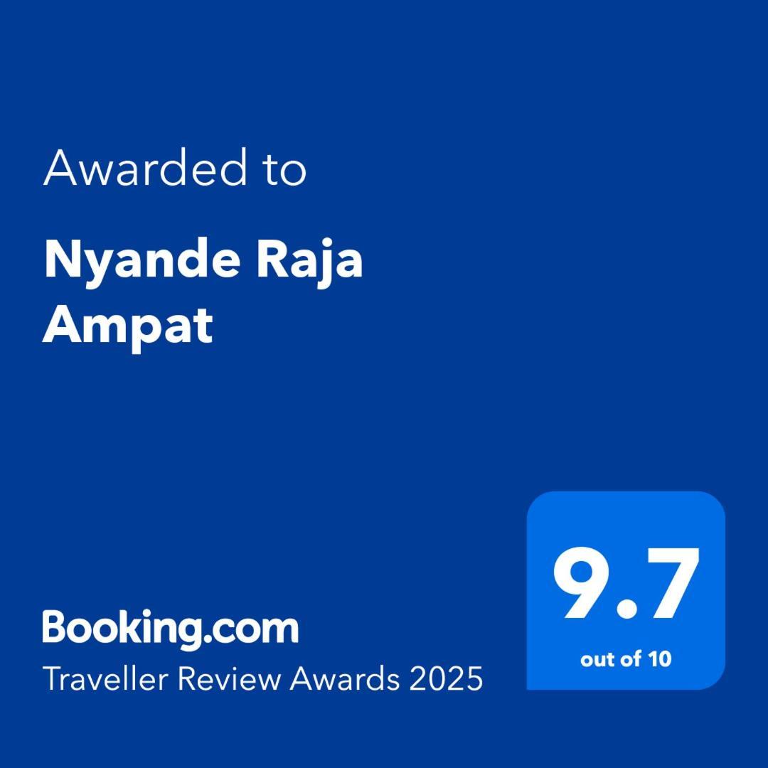 Nyande Raja Ampat Hotell Pulau Mansuar Exteriör bild